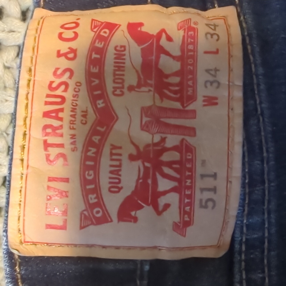 Men's Levi's - Picture 2 of 2